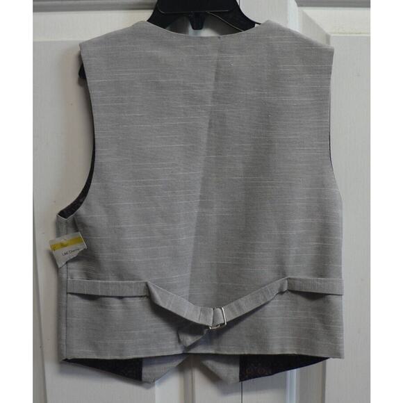 Isaac Mizrahi Boys Adjustable Suit Vest in Light Grey Size 4 MSRP $39.99 - Picture 4 of 4
